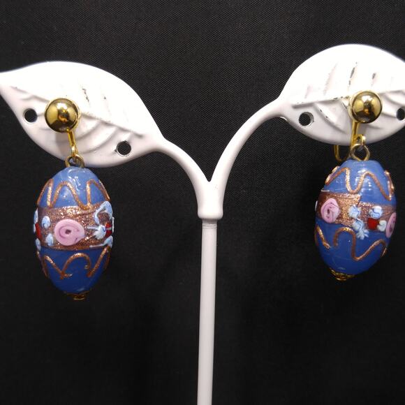 Vintage Murano Glass Wedding Cake Beads Screw Back Earrings, 1950s - Picture 1 of 10